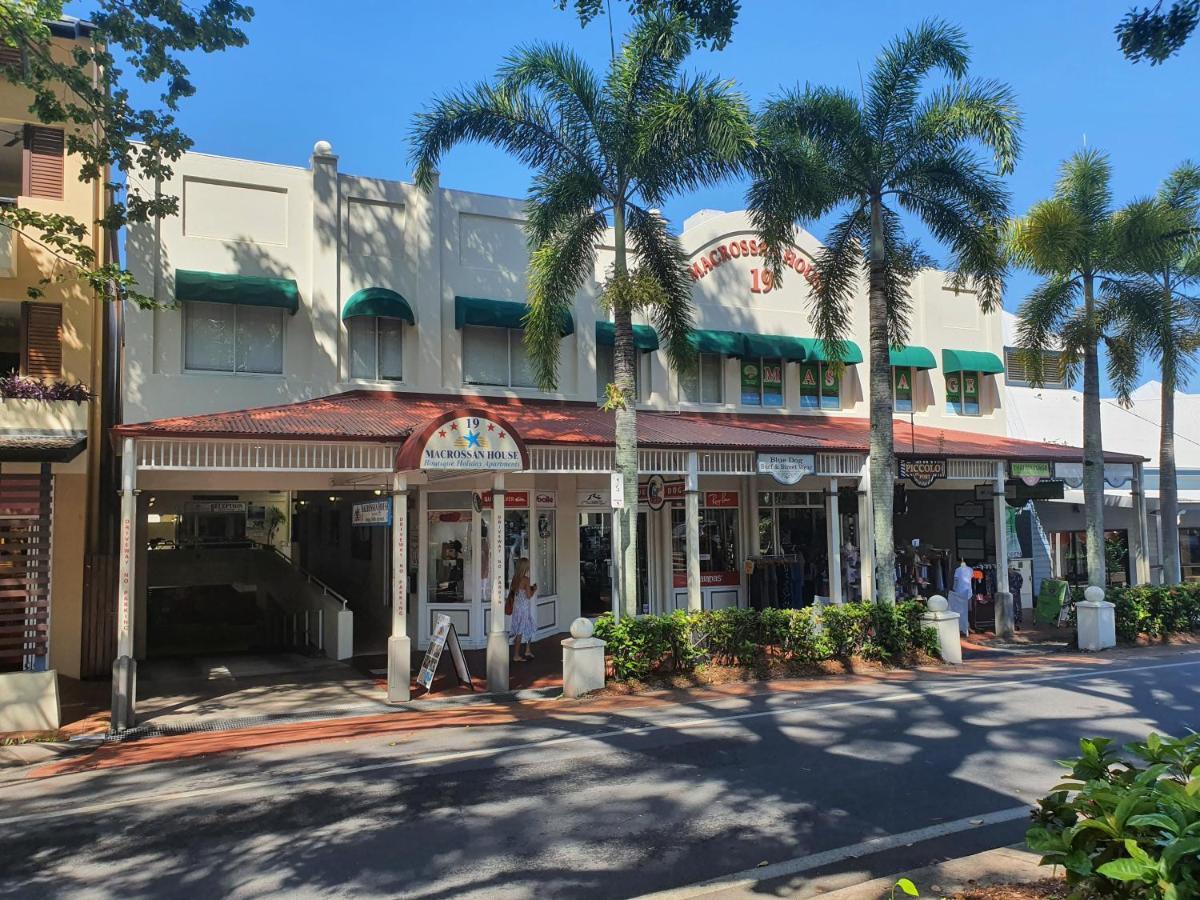 Macrossan House Boutique Holiday Apartments Port Douglas Ngoại thất bức ảnh