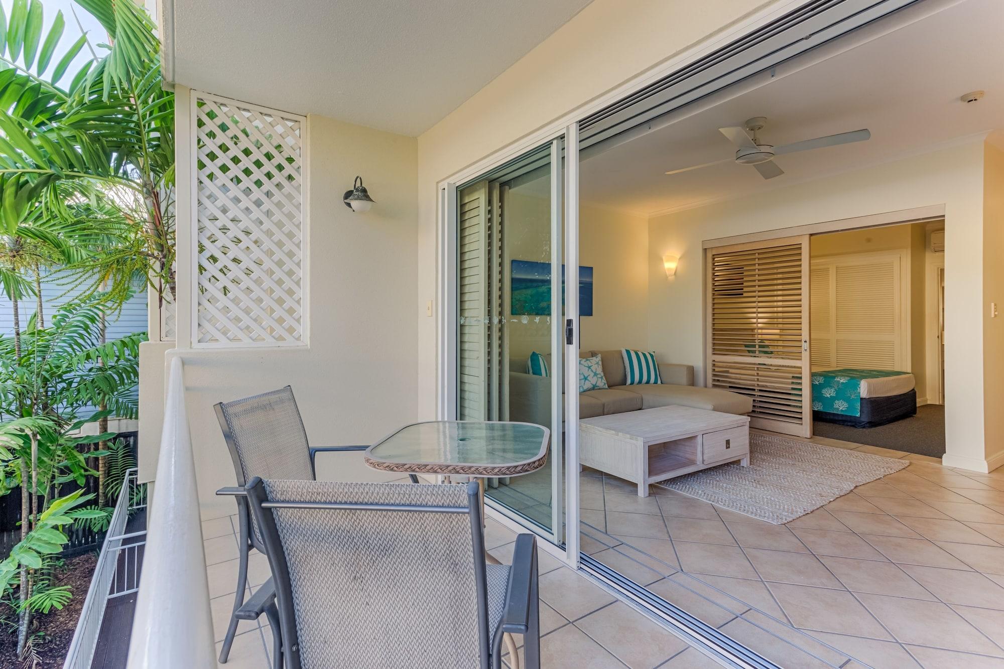 Macrossan House Boutique Holiday Apartments Port Douglas Ngoại thất bức ảnh