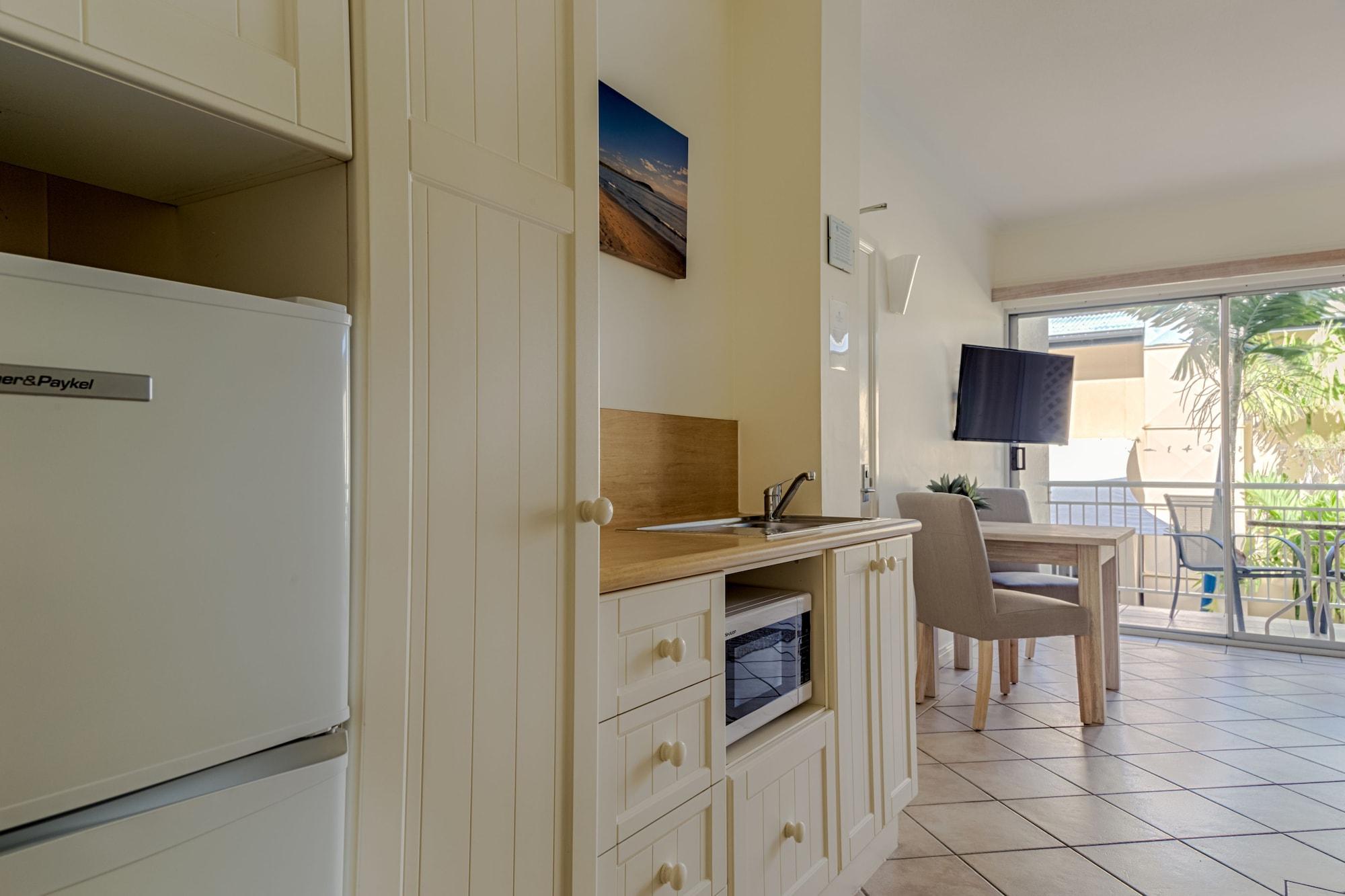 Macrossan House Boutique Holiday Apartments Port Douglas Ngoại thất bức ảnh