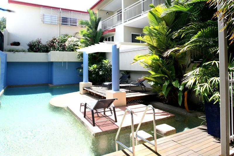 Macrossan House Boutique Holiday Apartments Port Douglas Ngoại thất bức ảnh