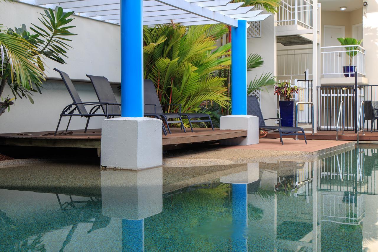 Macrossan House Boutique Holiday Apartments Port Douglas Ngoại thất bức ảnh