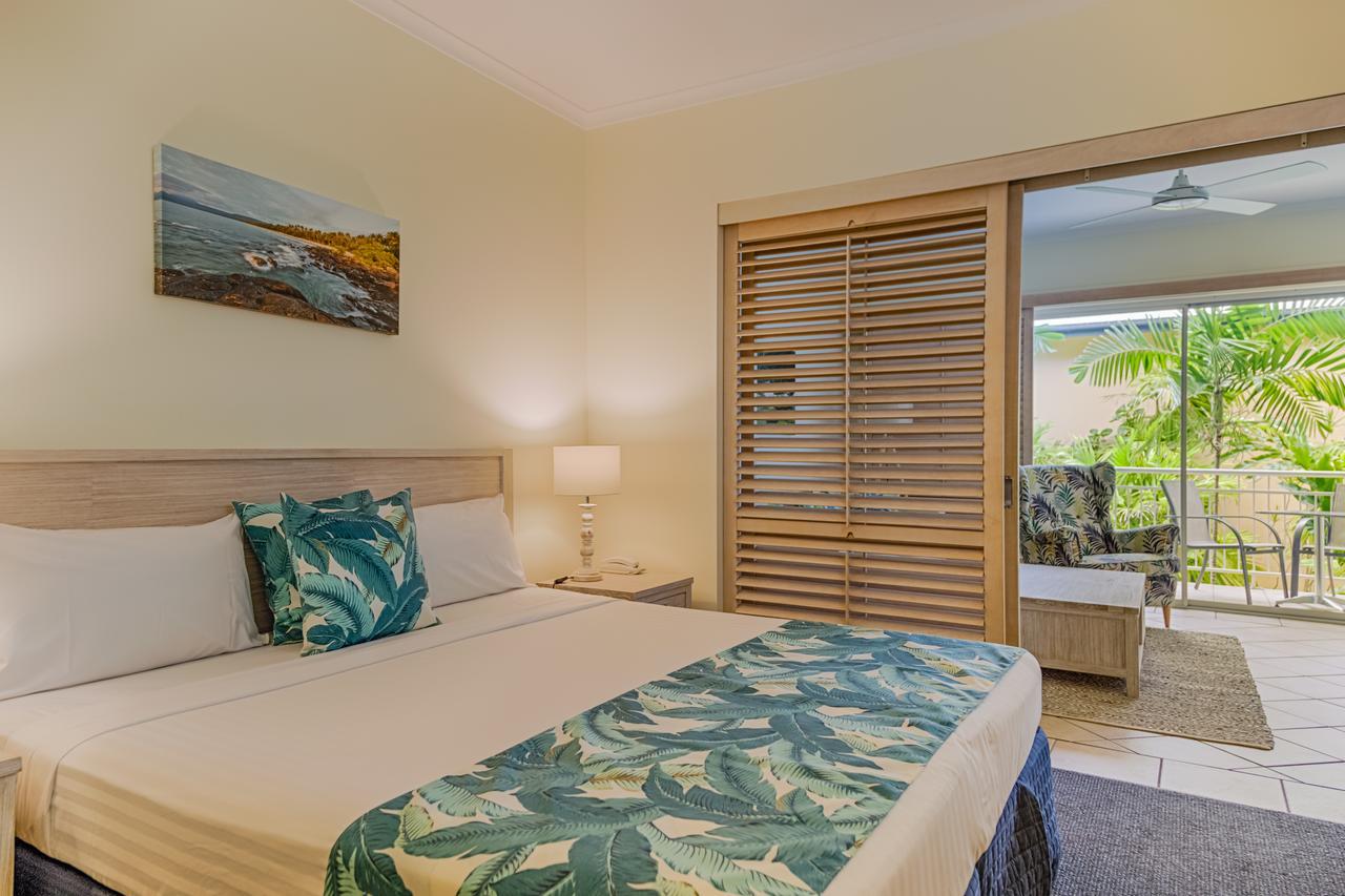 Macrossan House Boutique Holiday Apartments Port Douglas Ngoại thất bức ảnh