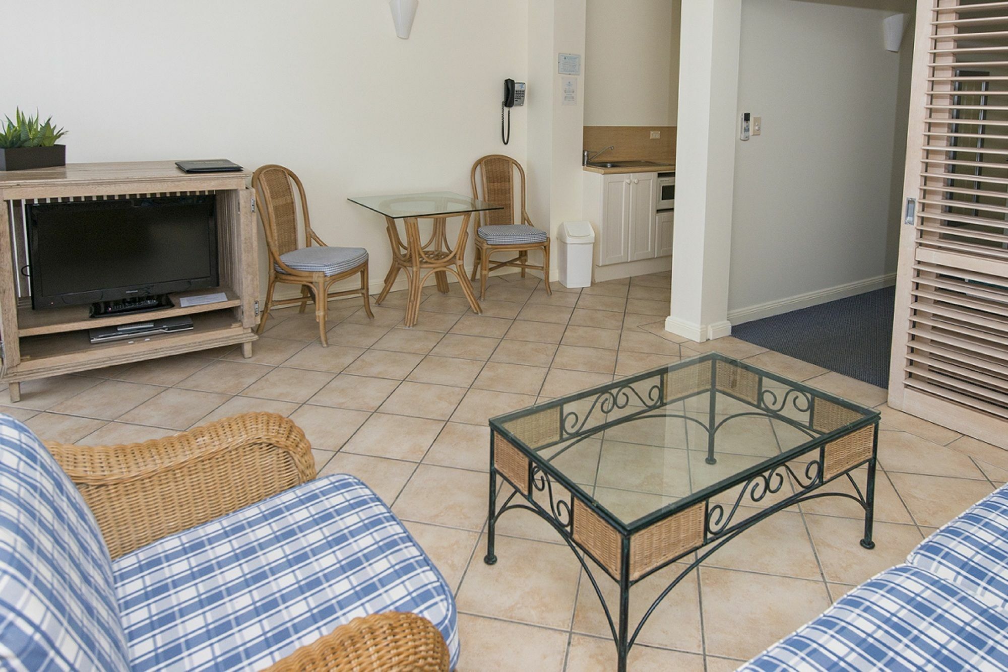 Macrossan House Boutique Holiday Apartments Port Douglas Ngoại thất bức ảnh