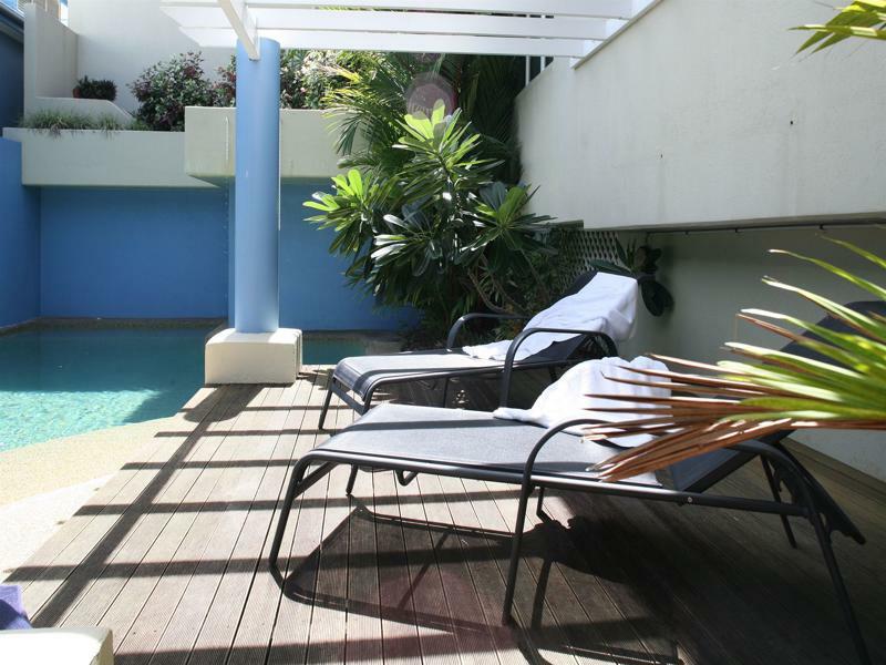 Macrossan House Boutique Holiday Apartments Port Douglas Ngoại thất bức ảnh