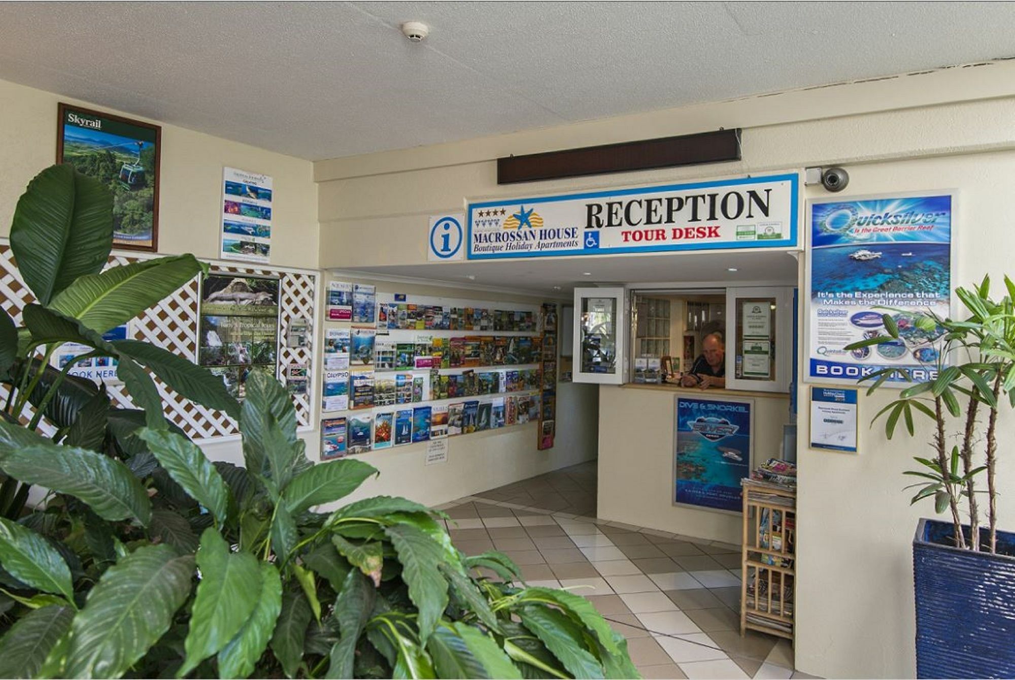 Macrossan House Boutique Holiday Apartments Port Douglas Ngoại thất bức ảnh