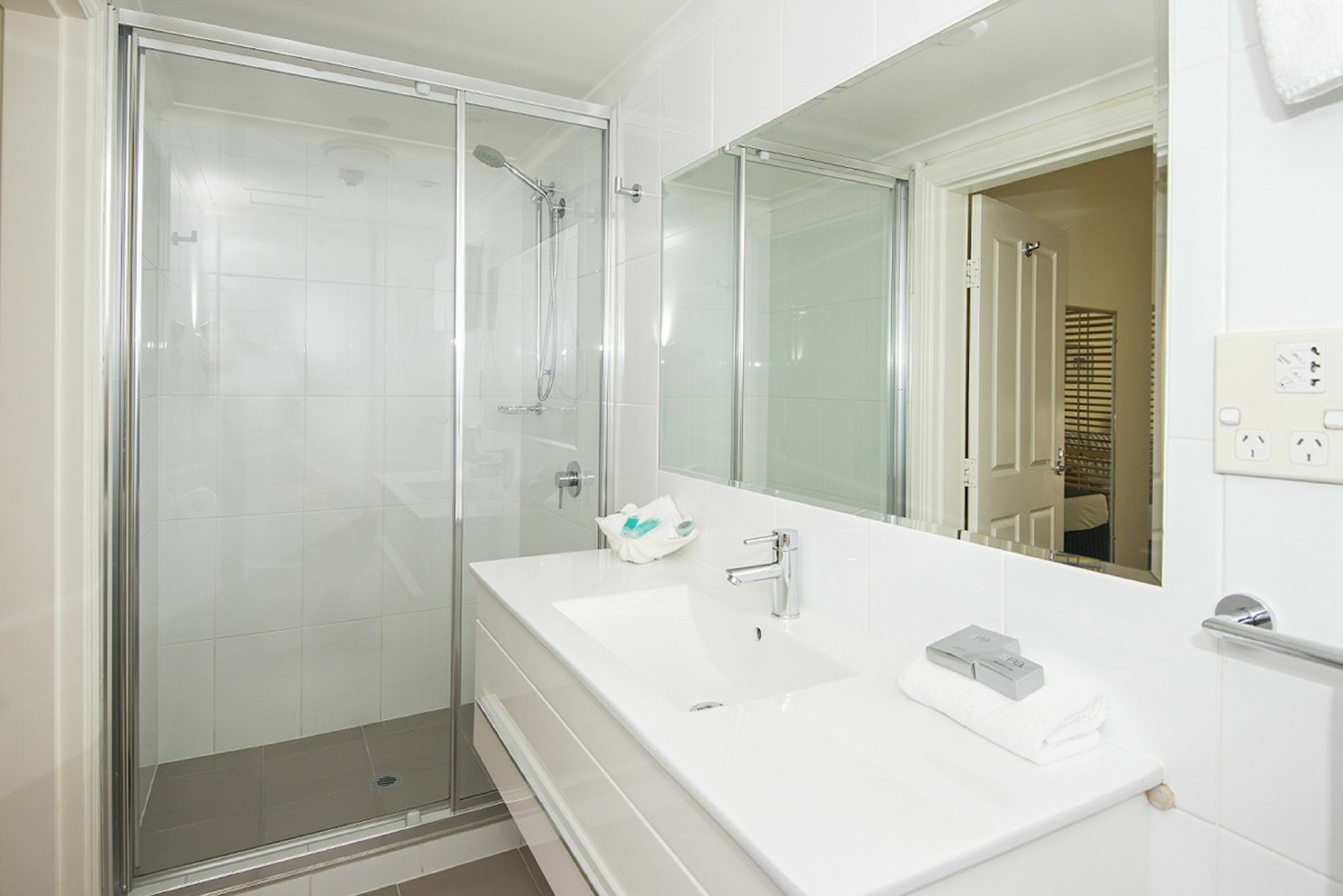 Macrossan House Boutique Holiday Apartments Port Douglas Ngoại thất bức ảnh