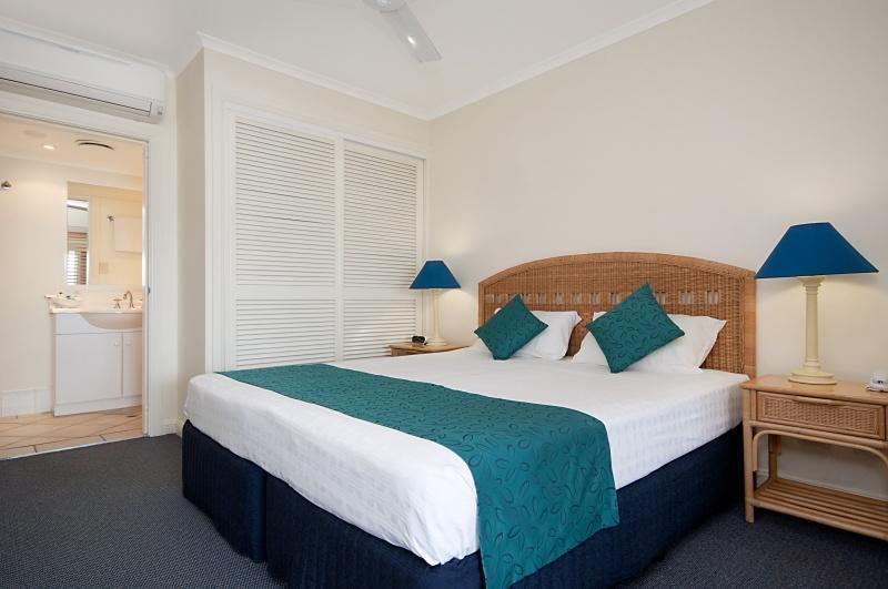 Macrossan House Boutique Holiday Apartments Port Douglas Ngoại thất bức ảnh